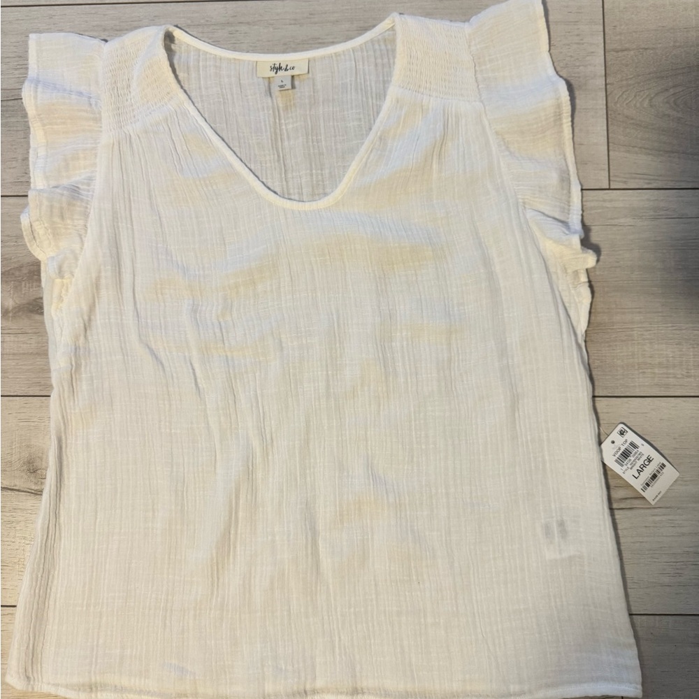 STYLUS Cream Ruffle Sleeve Blouse